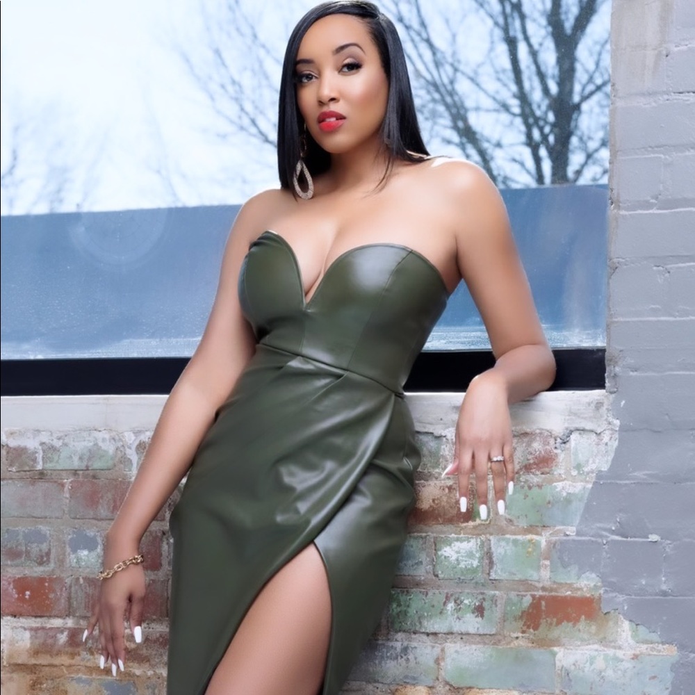 JLUXLABEL OLIVE MIDI DRESS WITH SPLIT ✨SIZE MEDIUK